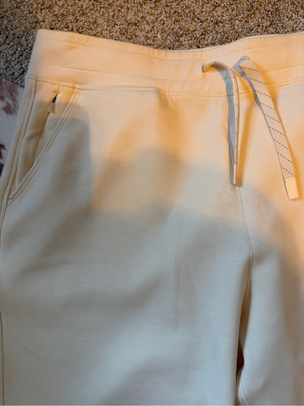 NWOT RHONE DreamGlow Jogger Pants Cream Size L - Picture 6 of 7